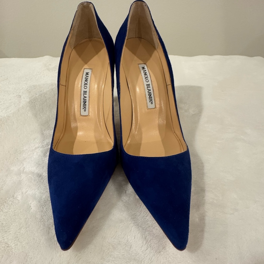 Manolo Blahnik Royal Blue Suede Heels - Picture 3 of 5